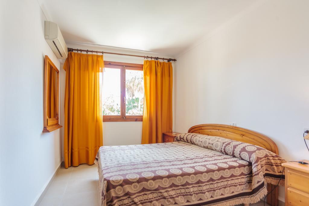 Apartamentos Obrador 콜로니아 산트 호르디 객실 사진