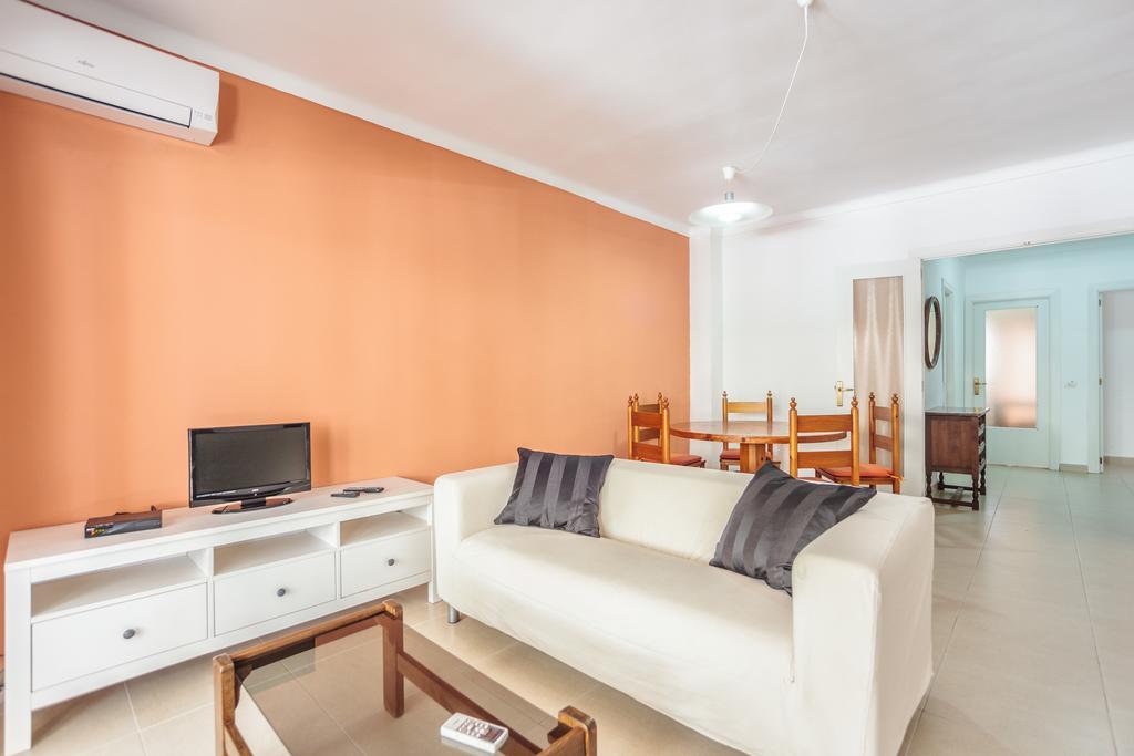 Apartamentos Obrador 콜로니아 산트 호르디 객실 사진
