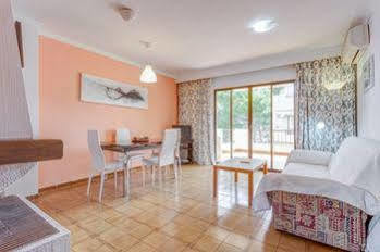 Apartamentos Obrador 콜로니아 산트 호르디 외부 사진